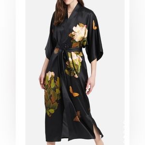 Kim+Ono Charmeuse Peony & Butterfly Kimono Robe